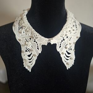 White Lace Rhinestone Detachable Collar